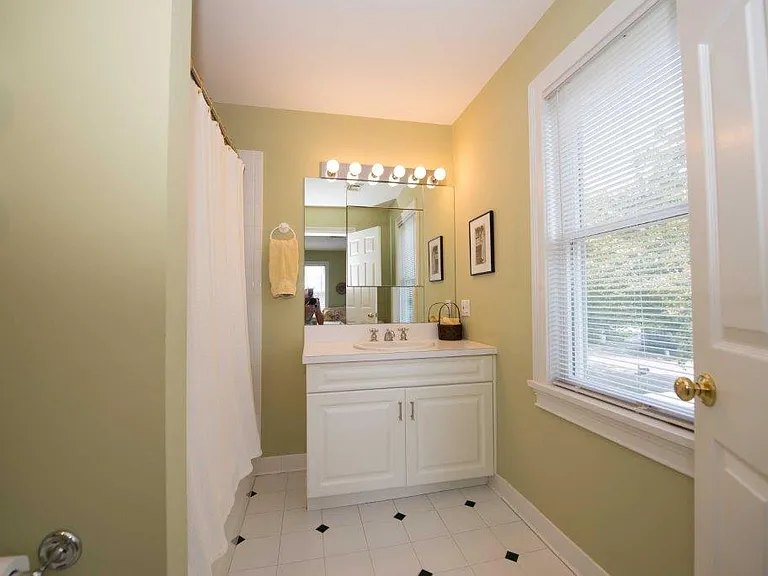144 Coopers Farm Rd — Photo 14