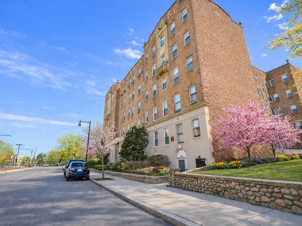 1940 Commonwealth, 1940 Commonwealth Ave APT 17, Brighton, MA 02135