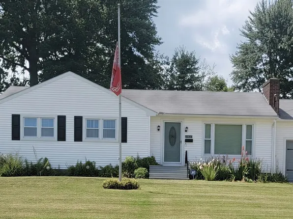 3325 Briarwood Ln, Youngstown, OH 44511