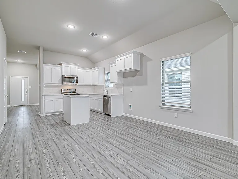2419 Rocky Mountain Dr — Photo 21