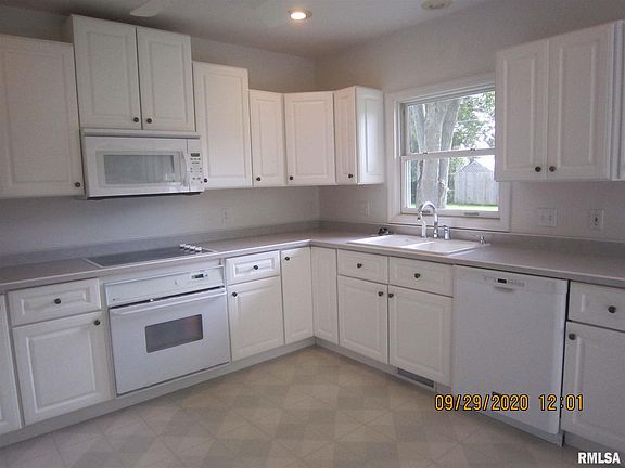 4th image of 468 29th Ave
