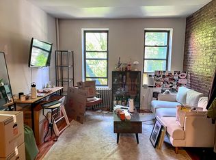 300 E 2nd St APT 3, New York, NY 10009