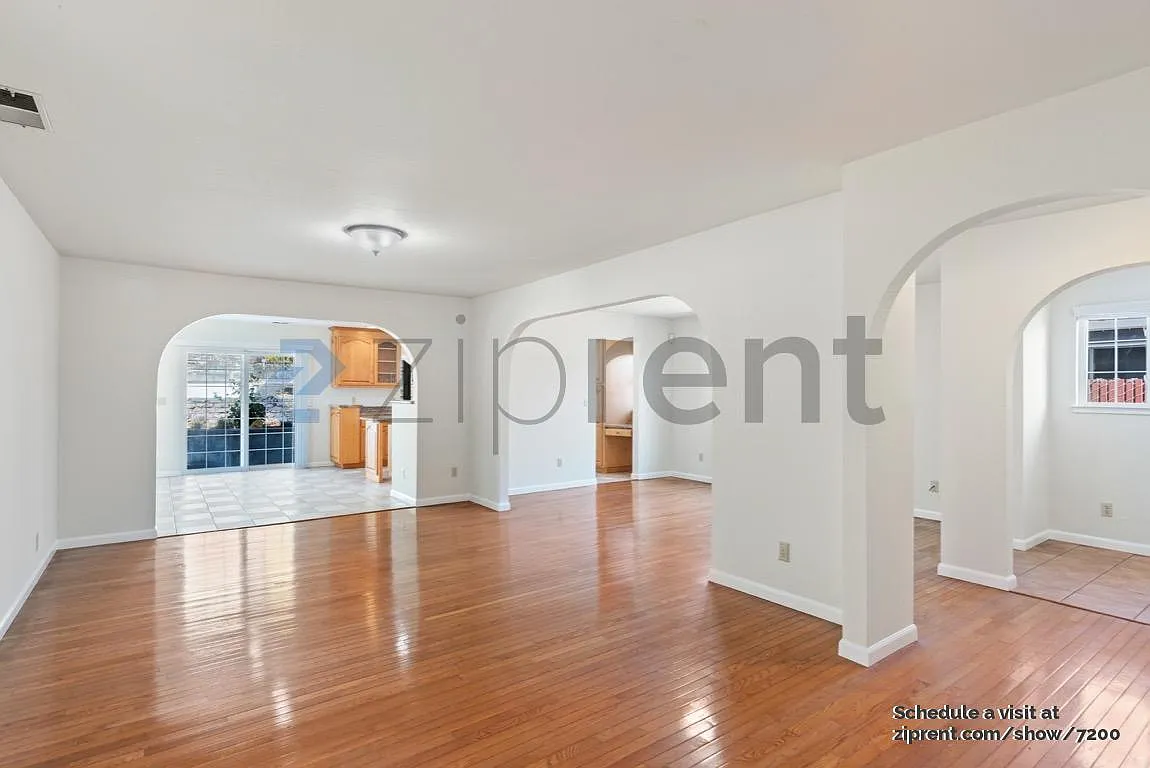 3 bed, 1800 sqft, $3,700 — Photo 4