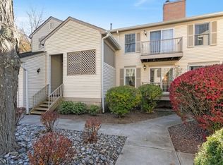 63 Commonwealth Dr, Basking Ridge, NJ 07920