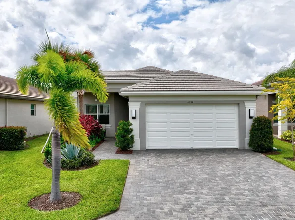 11674 SW Moon River Way, Port St Lucie, FL 34987