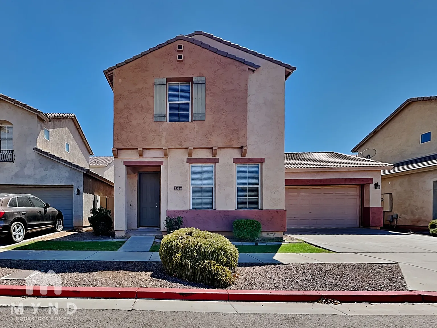 3 bed, 1.5 bath, 1262 sqft, $1,815 — Photo 2