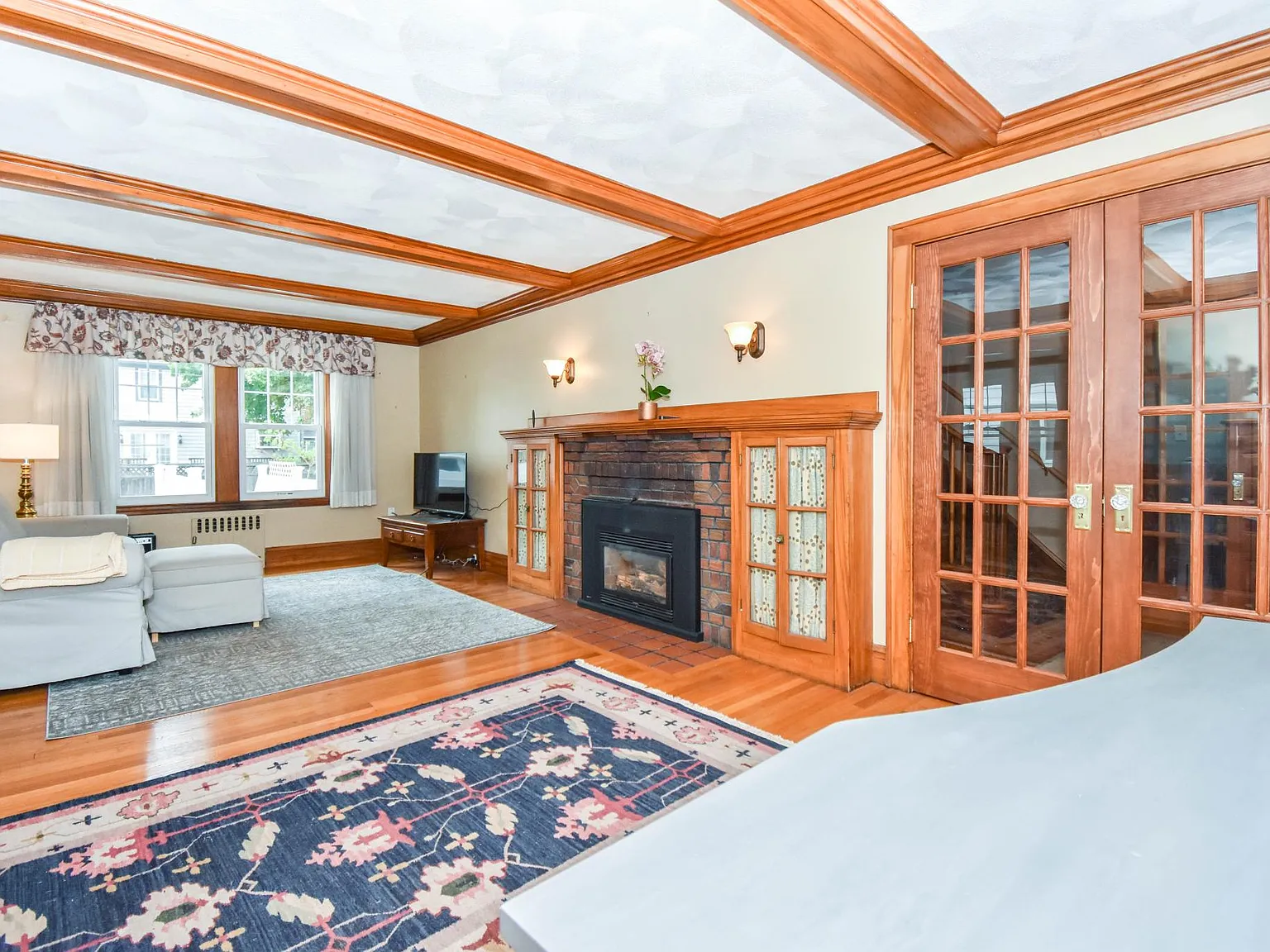 36 Whittier Rd — Photo 3