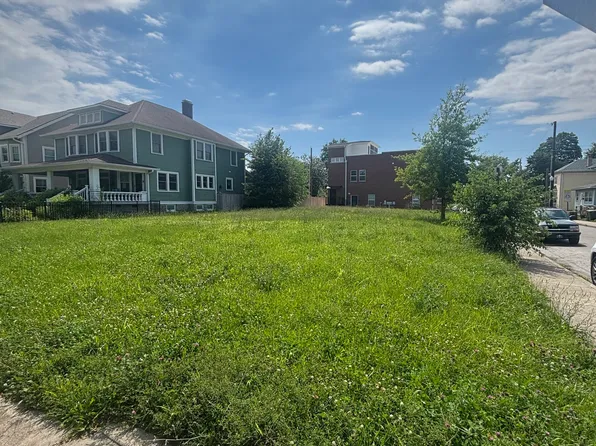 2366 N College Ave, Indianapolis, IN 46205