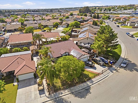 5th image of 8441 Andromeda Ln