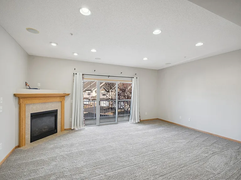 5009 Everest Ln N — Photo 19