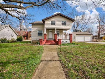 4651 E Lake Rd, Sheffield Lake, OH, 44054