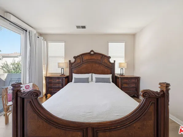 26025 Frampton Ave, Harbor City, CA 90710