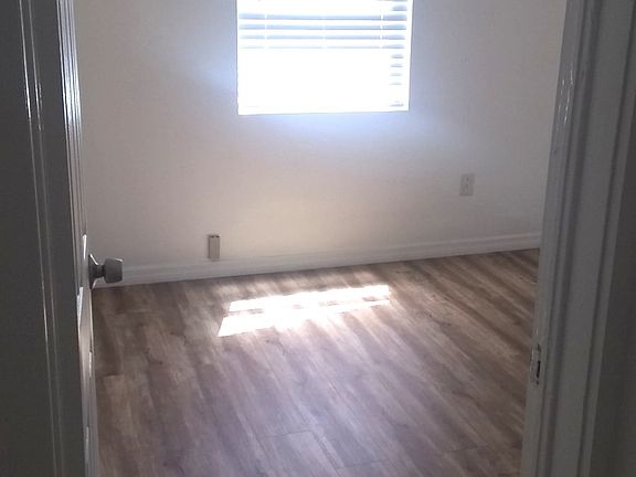 2nd image of 307 N Franklin St