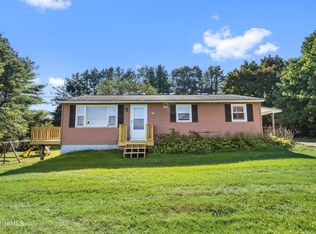 169 Montgomery Rd, Pownal, VT 05261
