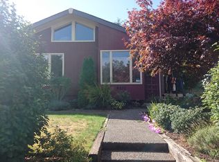 8335 A 12th Ave NW, Seattle, WA 98117