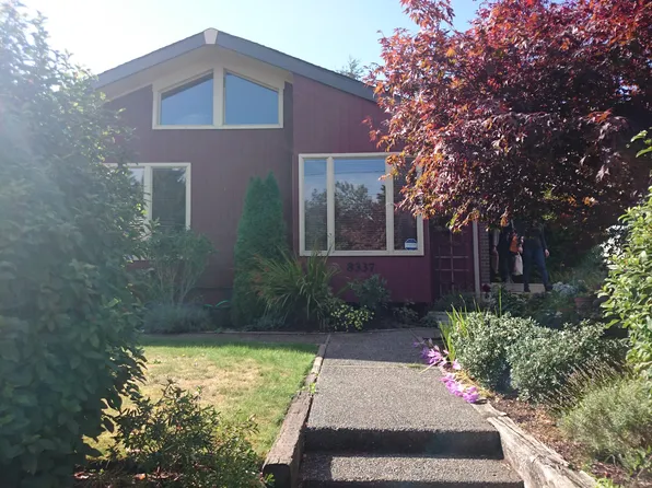8337 12th Ave NW, Seattle, WA 98117