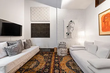 Rented by Nest Seekers International