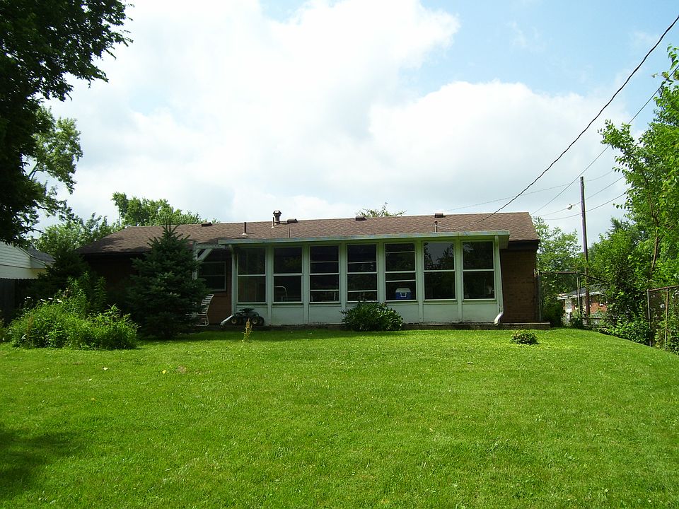 2nd image of 351 Amsterdam Dr