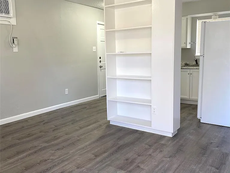 404 Swanee Dr #B — Photo 1