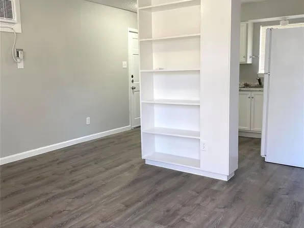 404 Swanee Dr #B, Austin, TX 78752