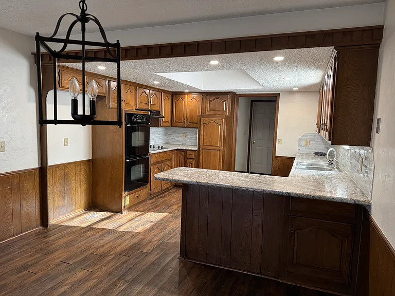 617 John F Kroutil Dr — Photo 11