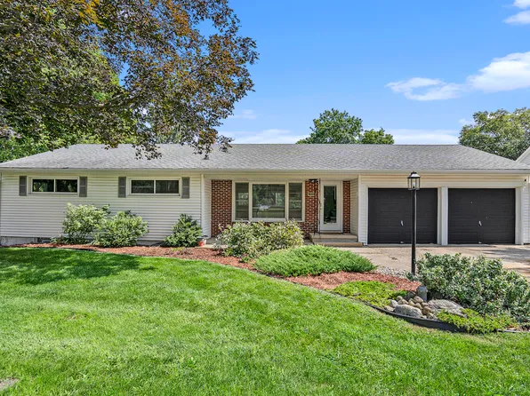 3509 Lake Allegan Dr, Allegan, MI 49010