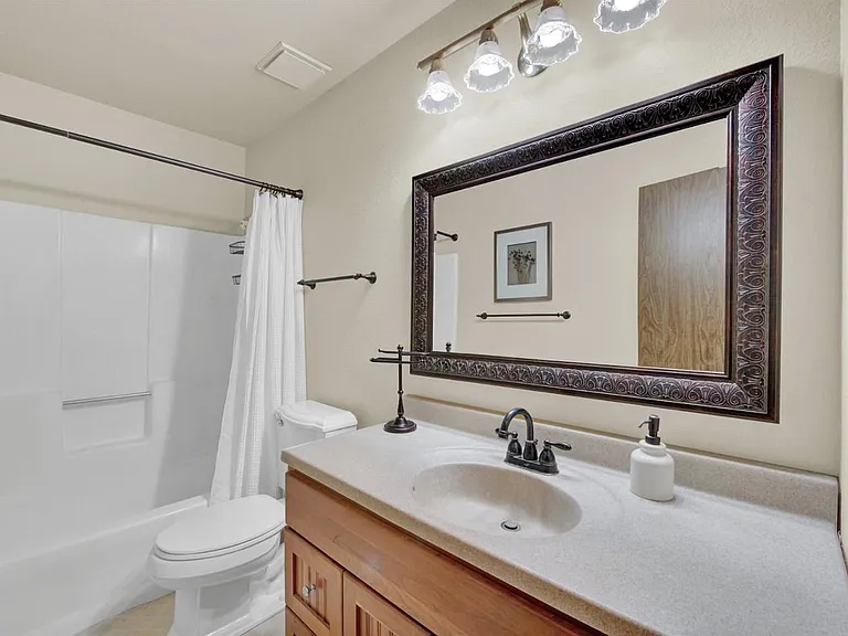 143 Ridgecrest Dr — Photo 8