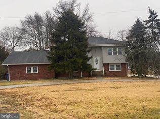 836 Radio Rd, Tuckerton, NJ 08087