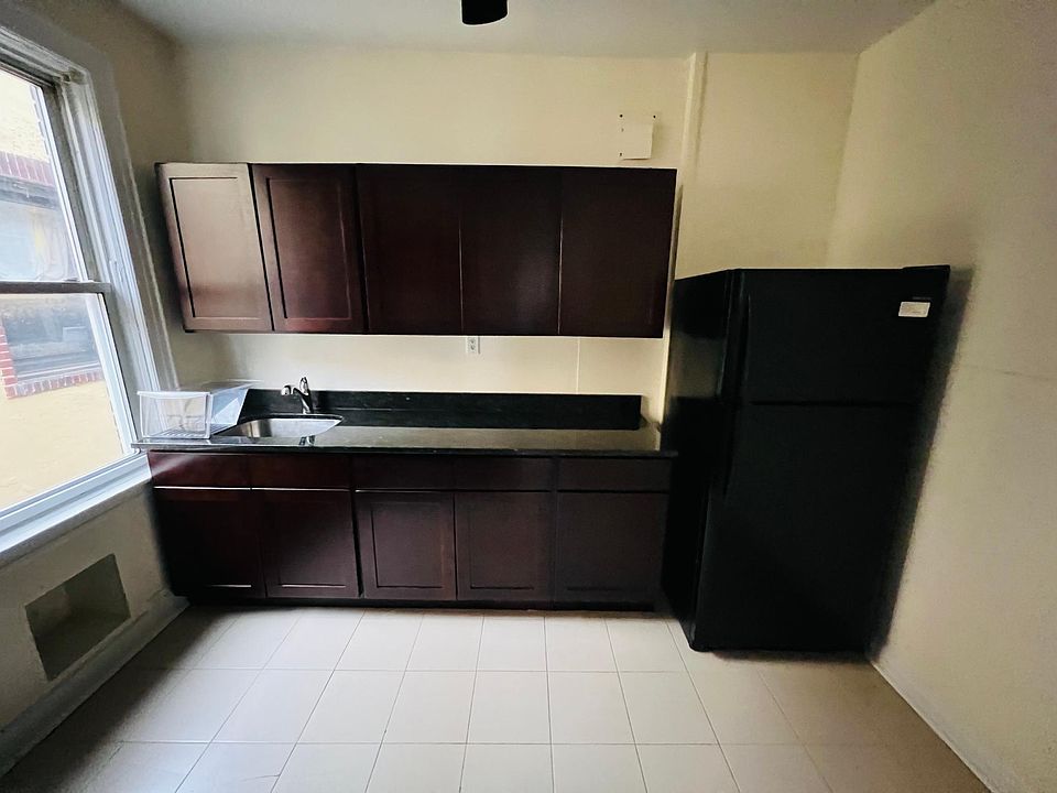 NEW KITCHEN