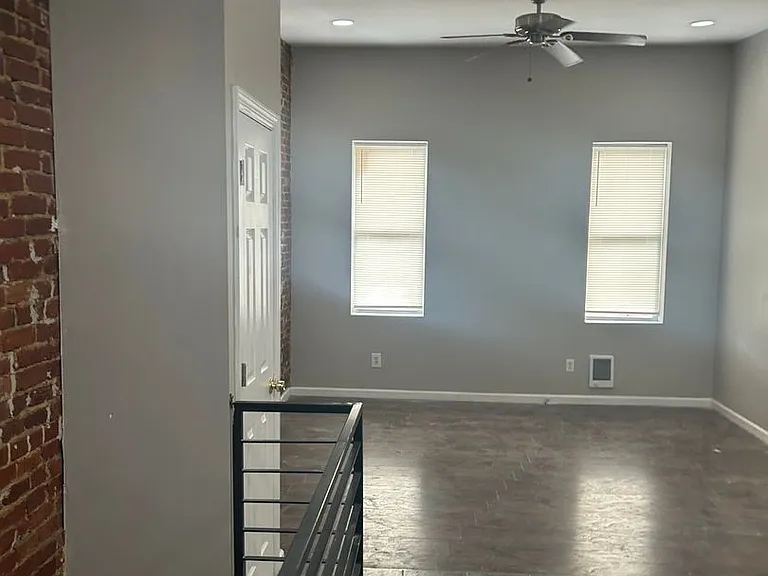 3422 Braddock Street — Photo 5