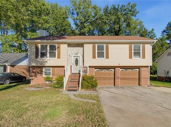 1717 Hannaford Rd, Greensboro, NC 27401