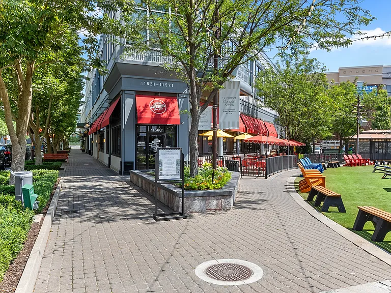 Shops at Park Place District
