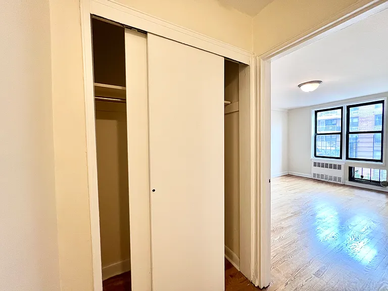 2813 Coyle St #407 — Photo 9