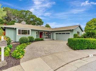 8 Riviera Pl, San Rafael, CA 94901