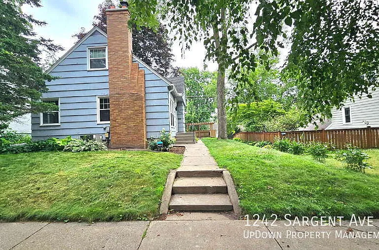 1242 Sargent Ave — Photo 1