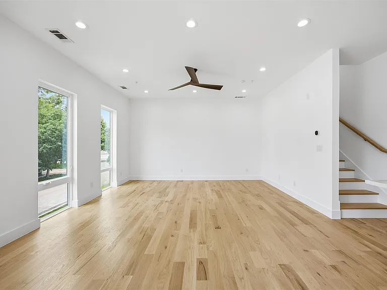 4605 Belmont Ave #A2 — Photo 16