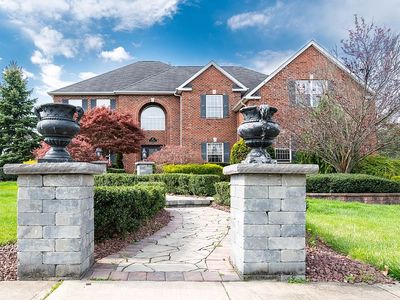 11 Julia Dr, Monroe Township, NJ, 08831