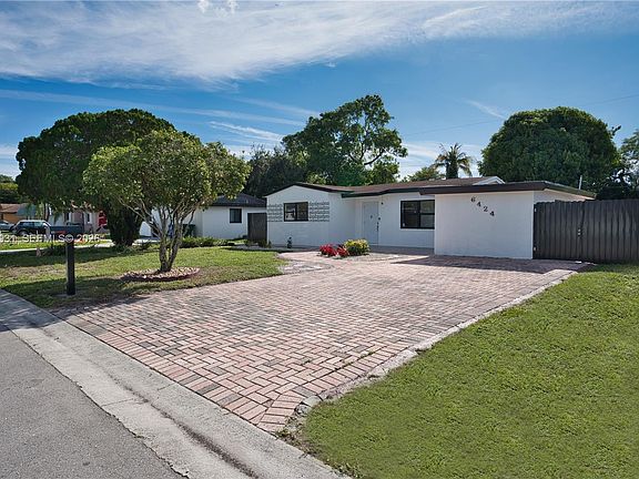 3rd image of 6424 SW 20th St