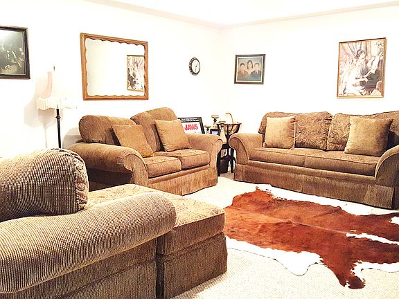 4th image of 131 E Sunflower Ave
