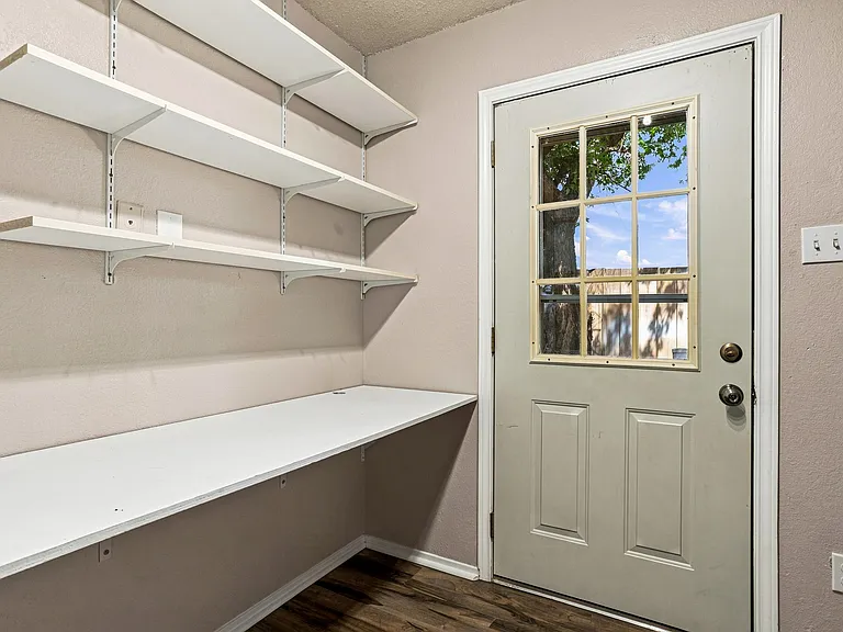 121 Allencrest Dr #123 — Photo 17