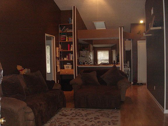 5th image of 261 Aquarius Cir N