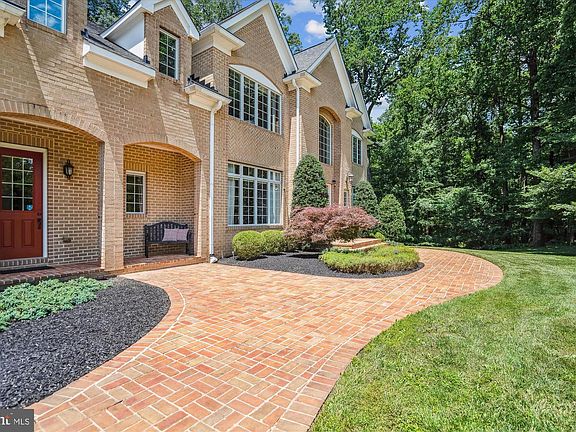 5th image of 6820 Green Hollow Way