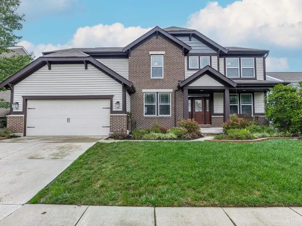 1537 Golf Club Dr, Lebanon, OH 45036