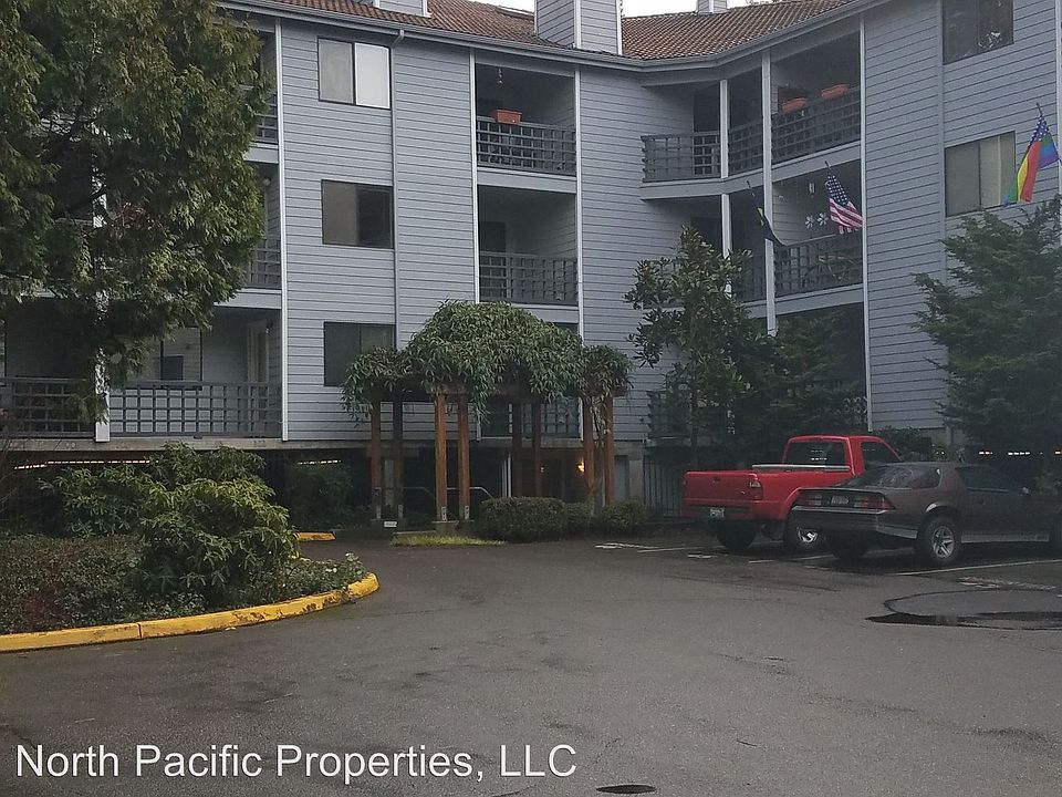 1st image of 710 N 160th St APT B304