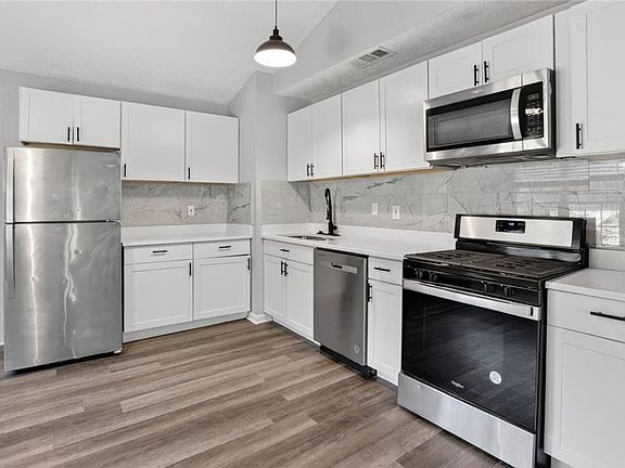 5th image of 3958 Durham Park Rd