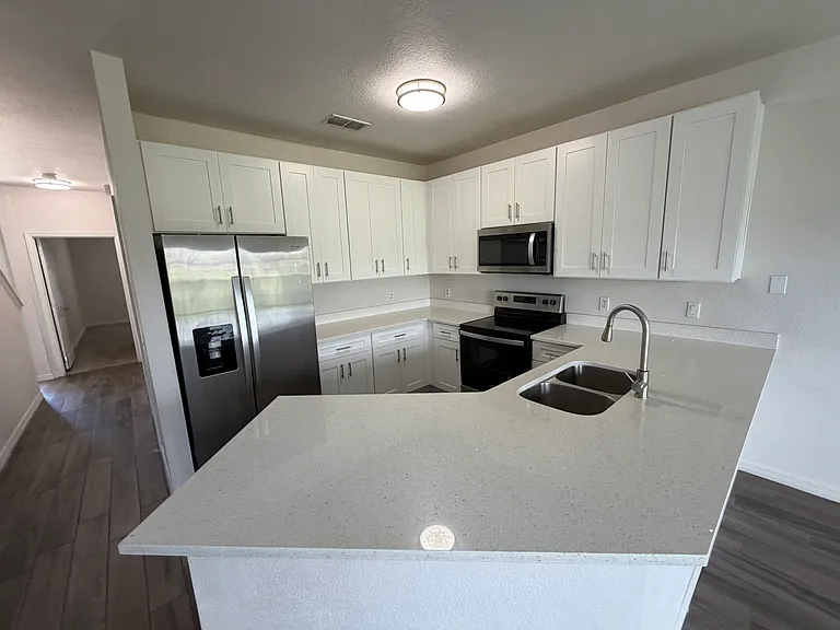 2013 Claudia Ln — Photo 10