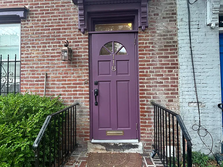 118 Boas St #2 — Photo 1