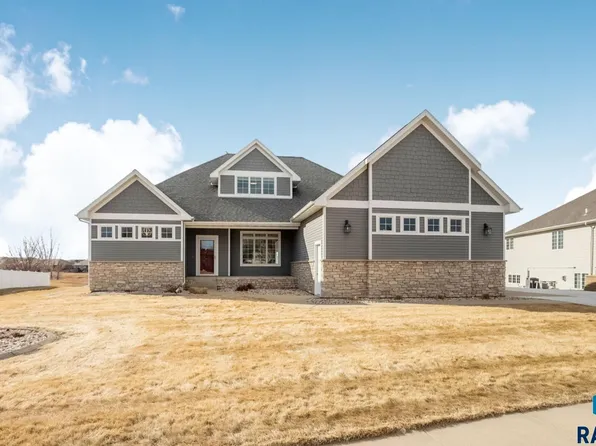 6813 S Heatherridge Ave, Sioux Falls, SD 57108