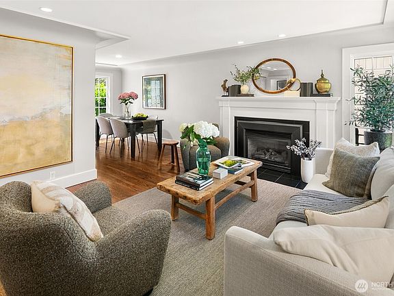4th image of 2057 McGilvra Boulevard E