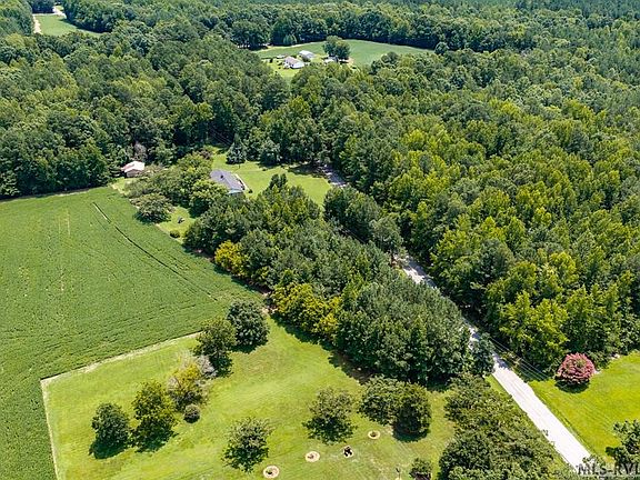 3rd image of 9245 Liberty Rd